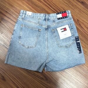 NWT Tommy Jeans Light Blue Denim Mom Shorts